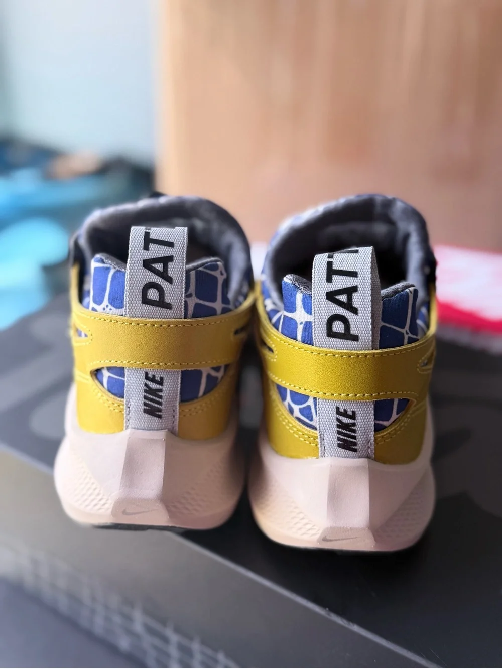 Nike Air Huarache 20Y24/Patta